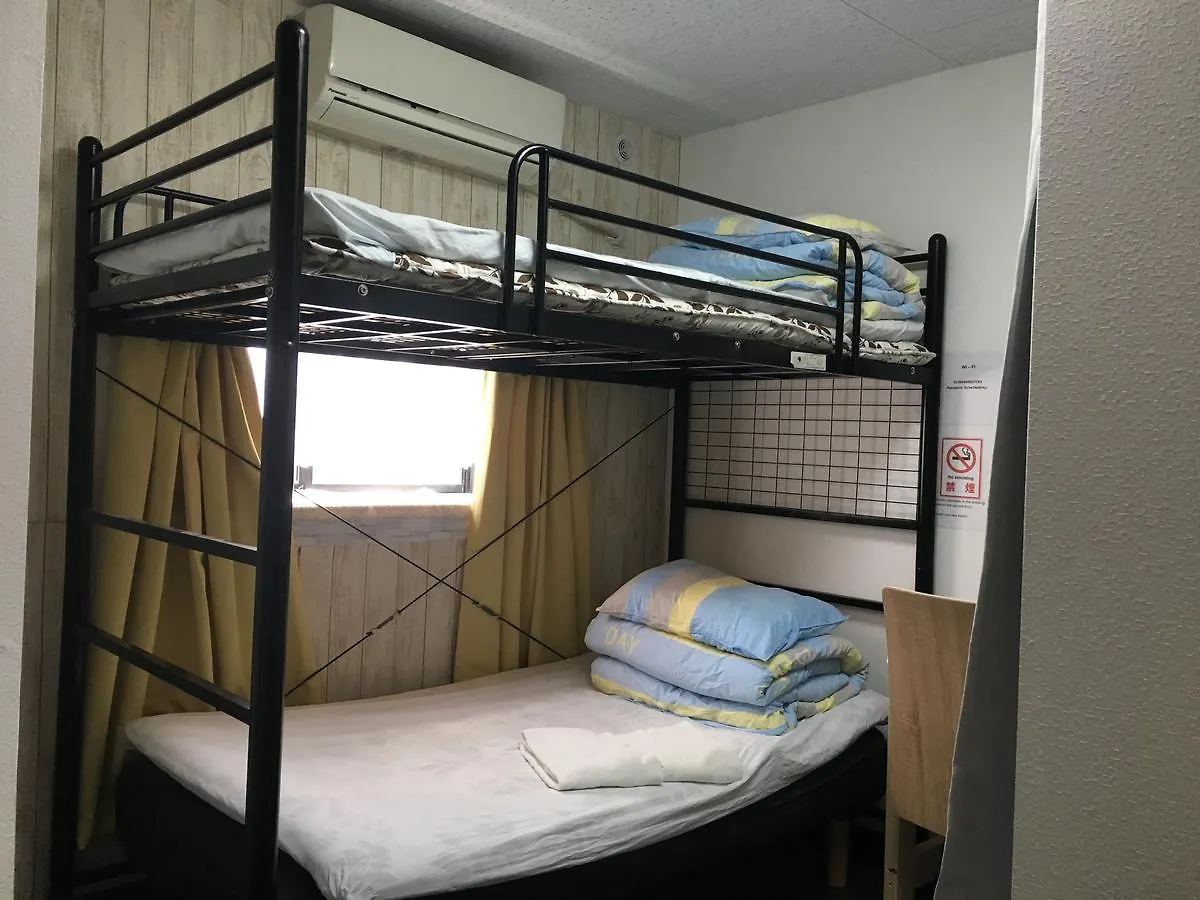 Lucky Hostel Токио